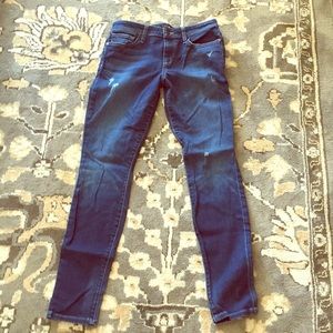 Joe’s Jeans “the skinny” fit SZ 28